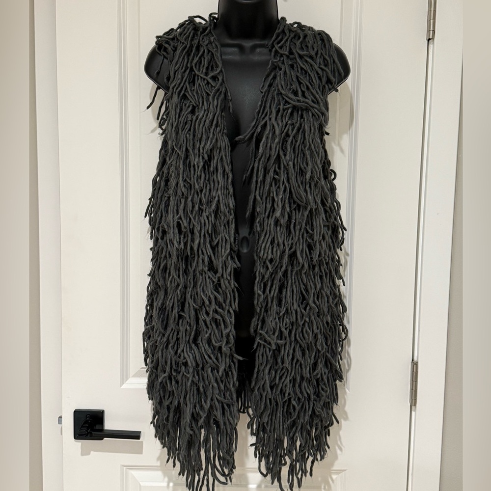 Blu Pepper Shag Vest